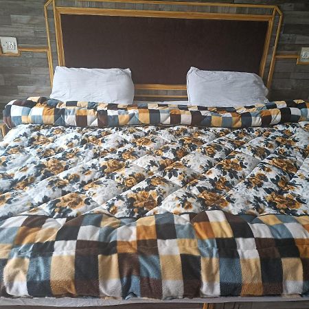 Hotel Pine Spring Dharamshala Dış mekan fotoğraf